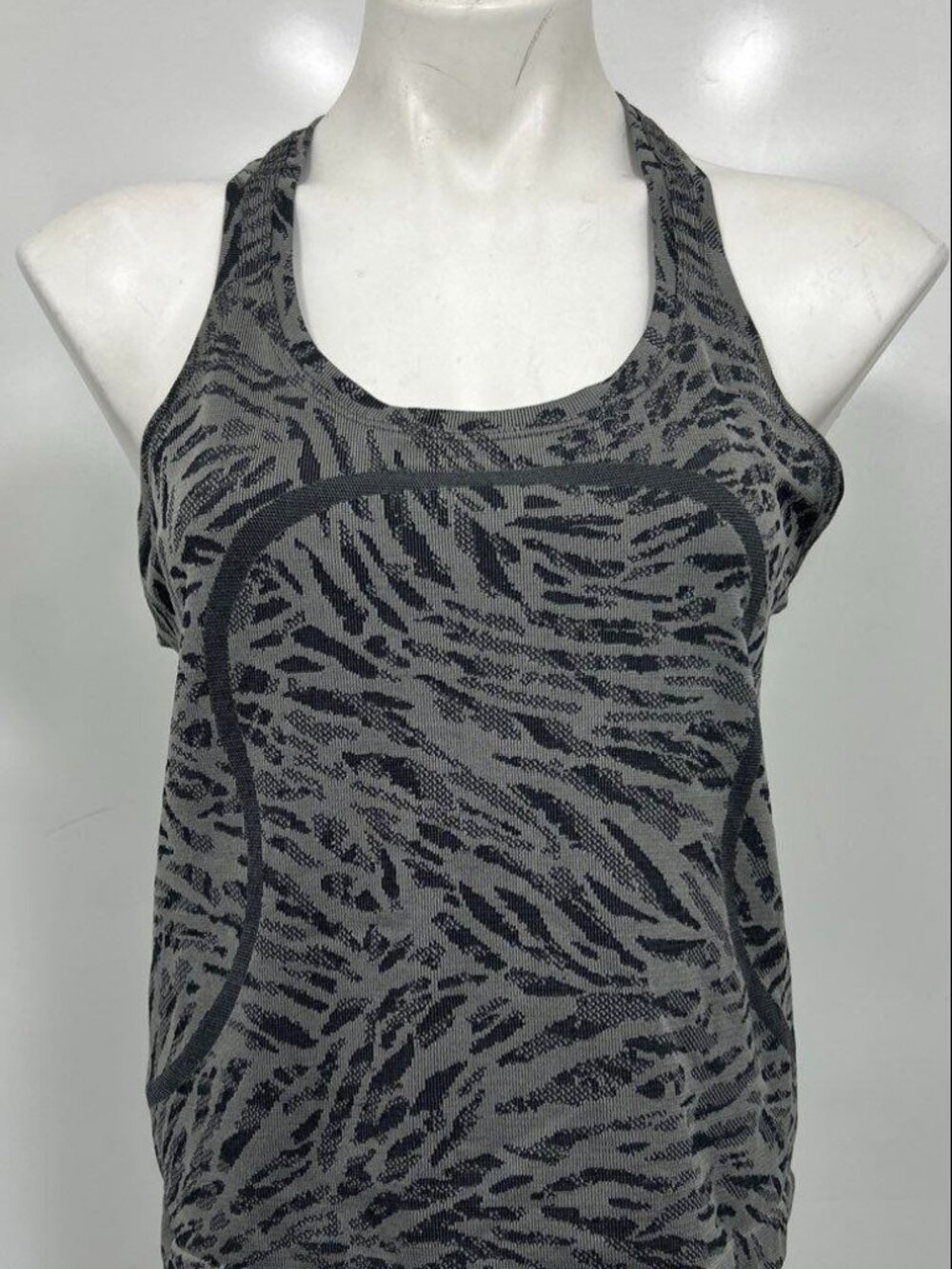 lululemon Gray Black Print Racerback Tank Top Size 8